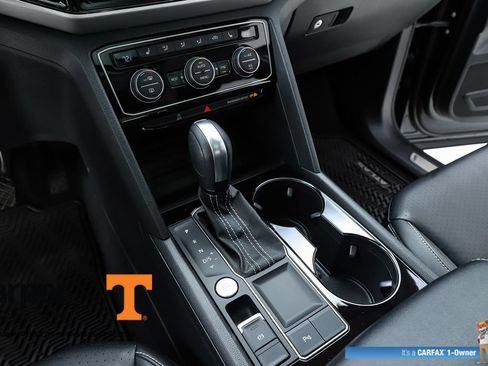 Used 2022 Volkswagen Atlas SE w/ Panoramic Sunroof Package FWD image 24