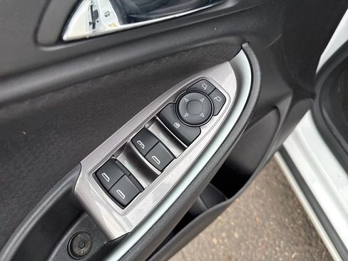 Certified 2024 Chevrolet Malibu LT image 14