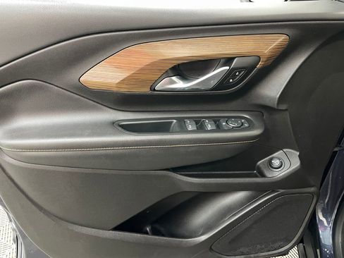 Used 2018 GMC Terrain SLE w/ Driver Convenience Package image 25