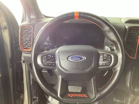 Certified 2025 Ford Ranger Raptor AWD/4WD image 17