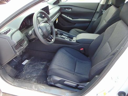 New 2026 Honda Accord LX image 10