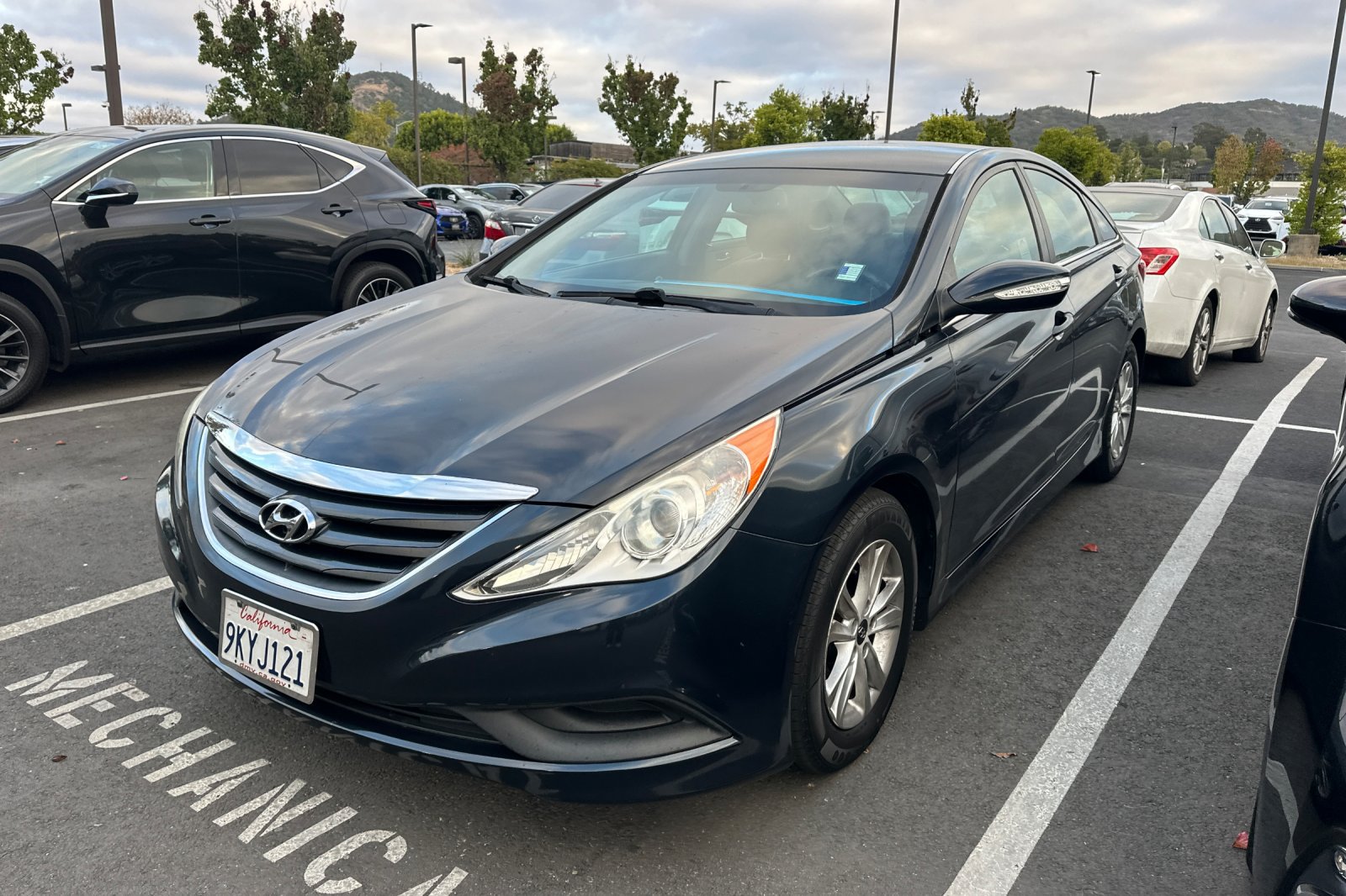 Used 2014 Hyundai Sonata GLS w/ Popular Equipment Group 2 FWD image 1