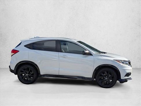 Used 2022 Honda HR-V Sport image 4
