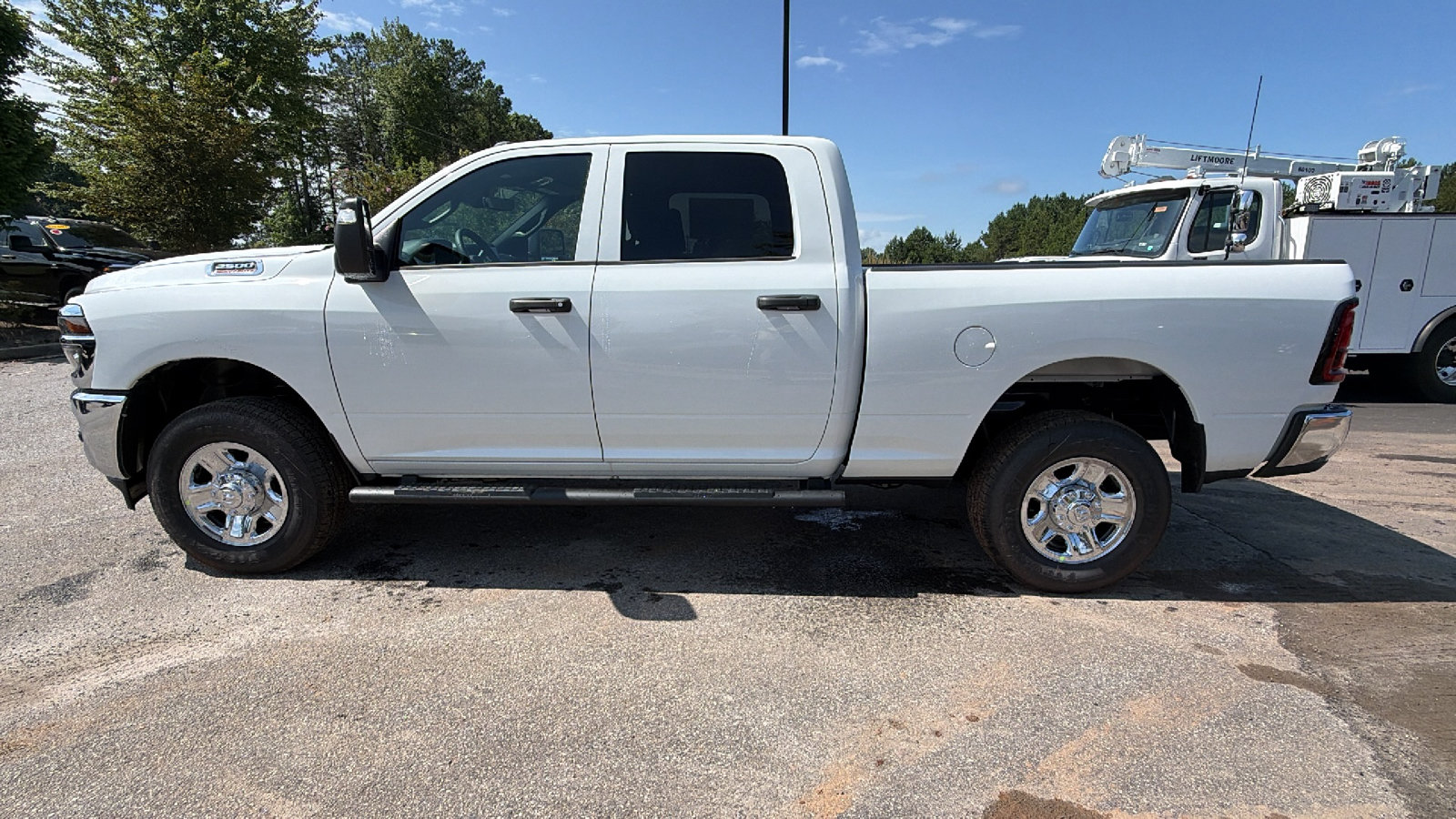 New 2026 RAM 2500 Tradesman AWD/4WD image 11