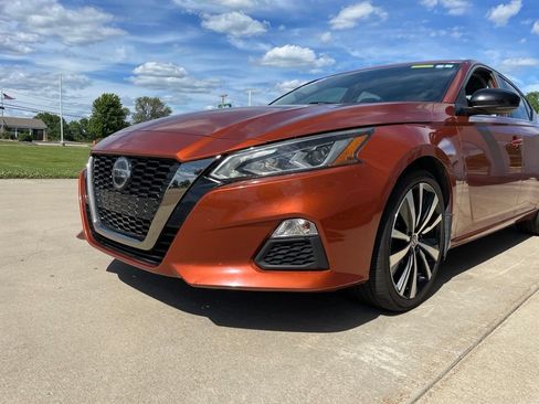 Used 2020 Nissan Altima 2.5 SR w/ Premium Package FWD image 15