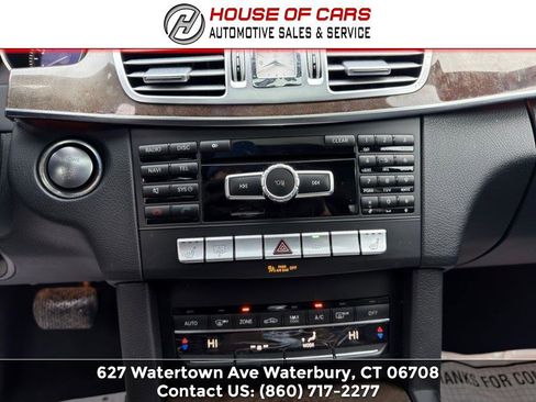 Used 2014 Mercedes-Benz E 350 4dr Sdn E350 Luxury 4MATIC image 31