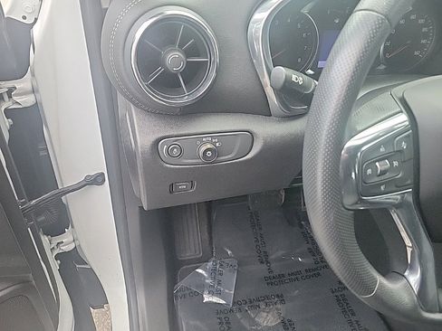 Used 2023 Chevrolet Blazer LT w/ Convenience Package image 7