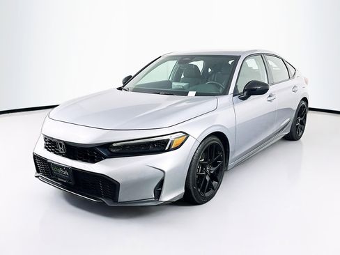 Used 2025 Honda Civic Sport image 3