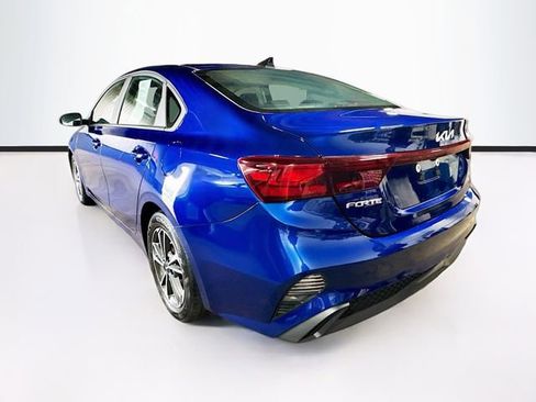 Used 2023 Kia Forte LXS w/ LXS Technology Package FWD image 5