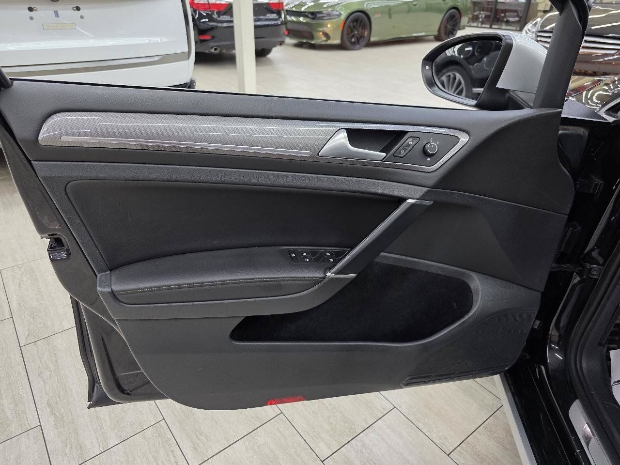 Used 2017 Volkswagen Golf Alltrack SEL AWD/4WD image 36