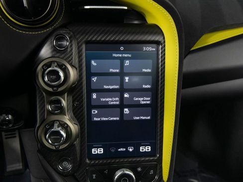 Used 2018 McLaren 720S Performance RWD image 22