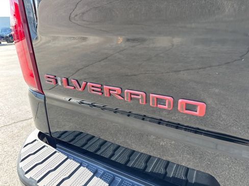Used 2021 Chevrolet Silverado 1500 Custom Trail Boss w/ Realtree Special Edition AWD/4WD image 11