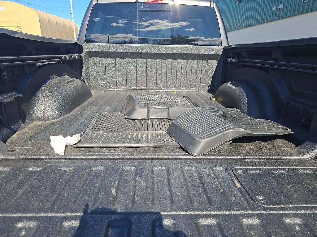 Used 2025 RAM 1500 Laramie w/ Night Edition AWD/4WD image 7