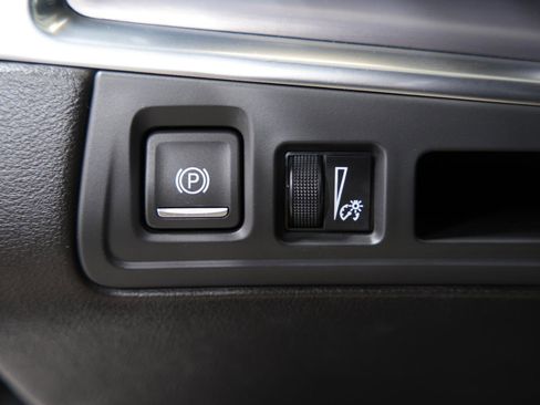 Used 2024 Cadillac XT5 Luxury w/ LPO, Floor Liner Package FWD image 36