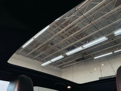 Used 2020 Land Rover Discovery Sport S R-Dynamic image 32