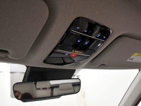 Used 2025 Hyundai Santa Fe Limited AWD/4WD image 27