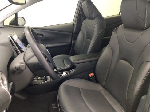 Used 2020 Toyota Prius Prime Limited FWD image 17