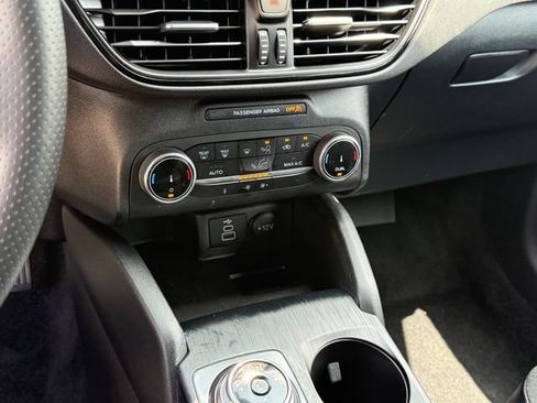 Used 2025 Ford Escape ST-Line FWD image 19