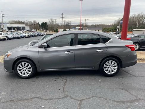 Used 2019 Nissan Sentra S FWD image 4