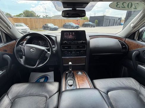 Used 2023 Nissan Armada SL image 12