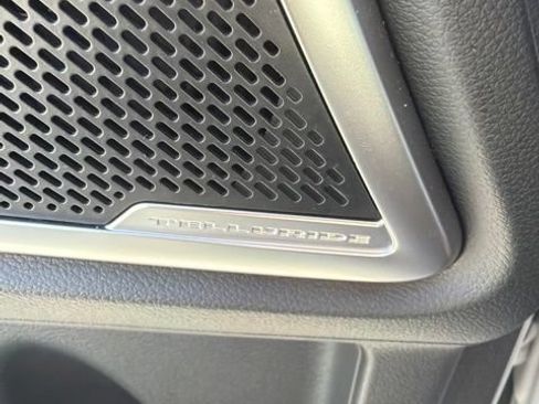 Used 2025 Kia Telluride EX X-Line AWD/4WD image 8