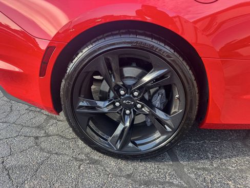 Used 2023 Chevrolet Camaro SS RWD image 7