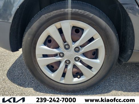 Certified 2021 Kia Soul LX FWD image 9
