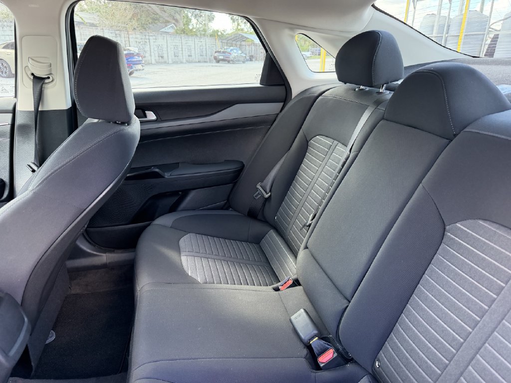 New 2026 Kia K5 LXS FWD image 17