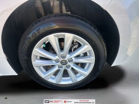 Used 2025 Toyota Corolla SE image 18