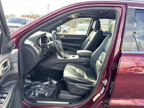 Used 2016 Jeep Grand Cherokee Limited image 18