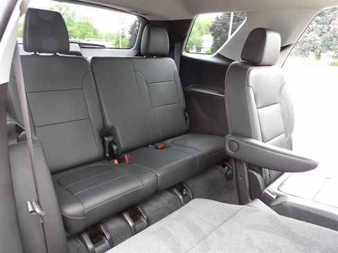 Certified 2019 Chevrolet Traverse LT w/ LT Premium Package AWD/4WD image 36