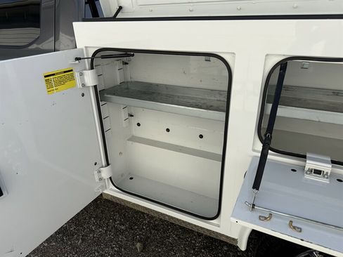 Used 2022 Ford F250 XLT w/ XLT Premium Package image 17