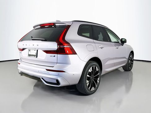 Certified 2026 Volvo XC60 B5 Plus w/ Climate Package PRO AWD/4WD image 7
