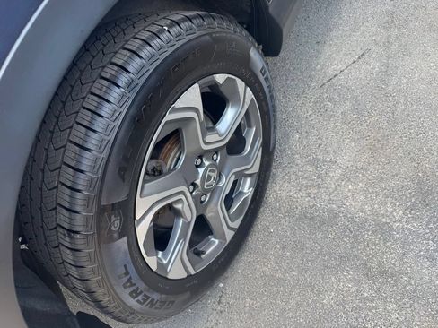 Used 2017 Honda CR-V EX image 8