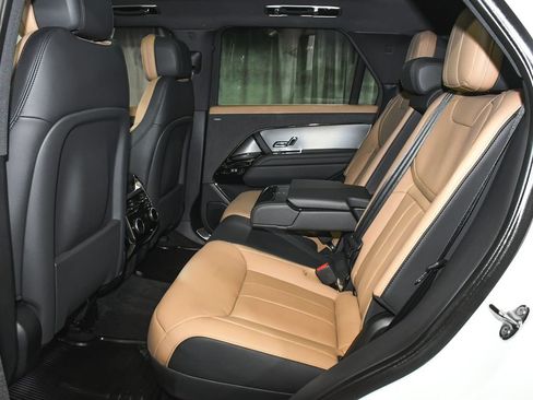 Used 2025 Land Rover Range Rover Sport Dynamic SE AWD/4WD image 53