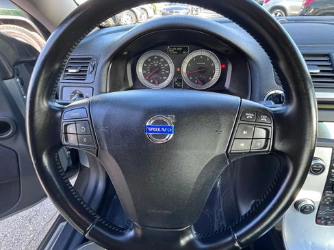 Used 2011 Volvo C70 T5 FWD image 13
