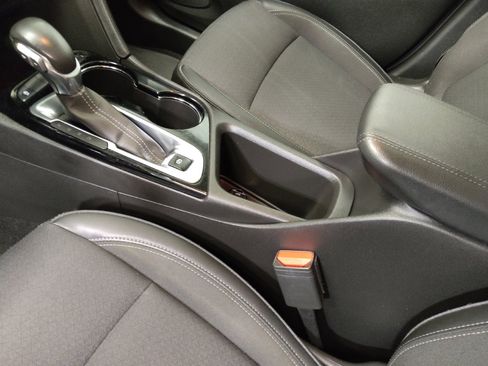 Used 2021 Buick Encore GX Select w/ Sport Touring Package image 26