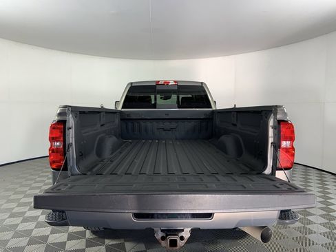 Used 2017 Chevrolet Silverado 3500 High Country w/ Duramax Plus Package image 10