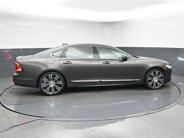 Used 2023 Volvo S90 B6 Ultimate w/ Lounge Package AWD/4WD image 9