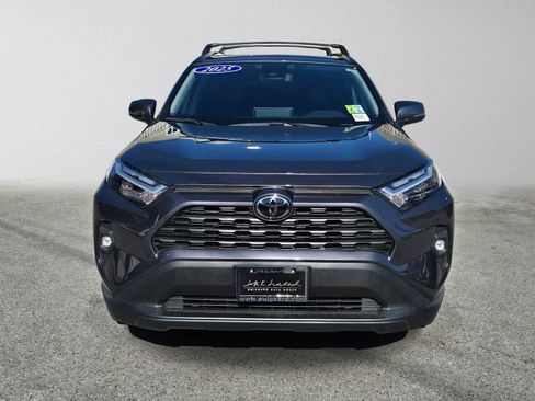 Used 2025 Toyota RAV4 XLE Premium FWD image 8