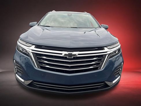 Certified 2024 Chevrolet Equinox Premier FWD image 2