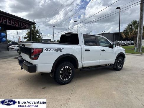 Used 2021 Nissan Titan PRO-4X w/ Pro-4x Convenience Package AWD/4WD image 11