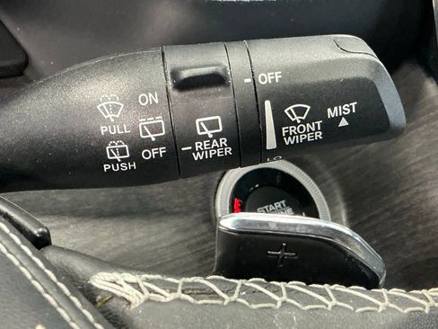 Used 2022 Jeep Grand Cherokee L Overland w/ Advanced Protech Group III AWD/4WD image 90