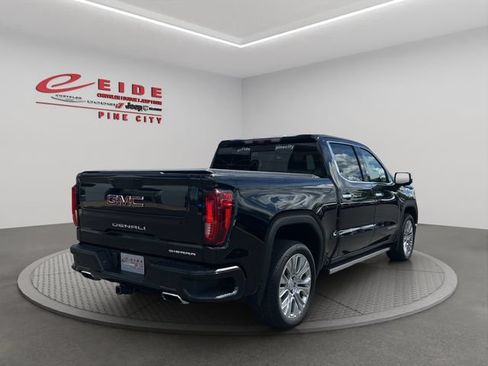 Used 2021 GMC Sierra 1500 Denali w/ Denali Ultimate Package AWD/4WD image 10