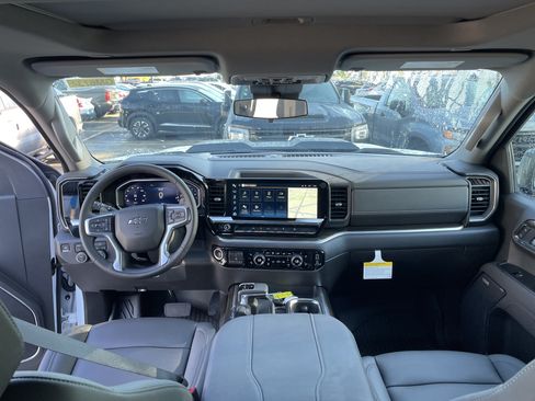 New 2026 Chevrolet Silverado 1500 LT Trail Boss w/ Convenience Package II AWD/4WD image 28