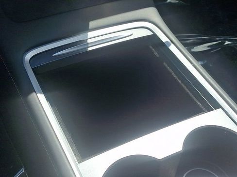 Used 2023 Tesla Model 3 Standard Range RWD image 28