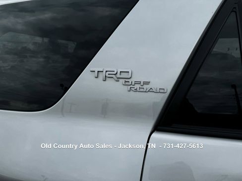 Used 2022 Toyota 4Runner TRD Off-Road Premium image 14