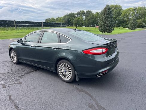 Used 2016 Ford Fusion Titanium FWD image 2