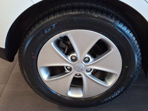 Used 2015 Kia Soul FWD image 7