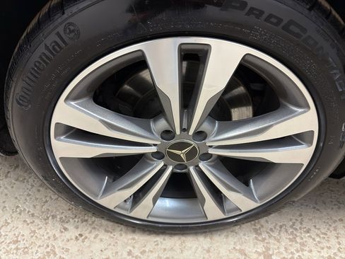 Used 2014 Mercedes-Benz S 550 Sedan image 34